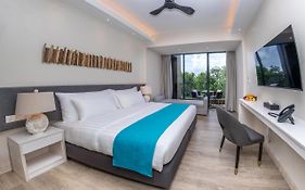 Sky Beach Maldives - Dhiffushi